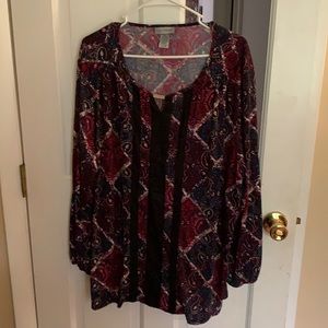 Catherine’s long sleeve pull over blouse